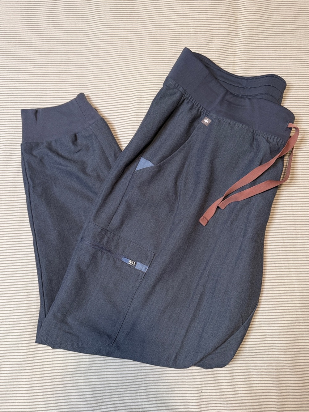 Figs Zamora Jogger Scrubs